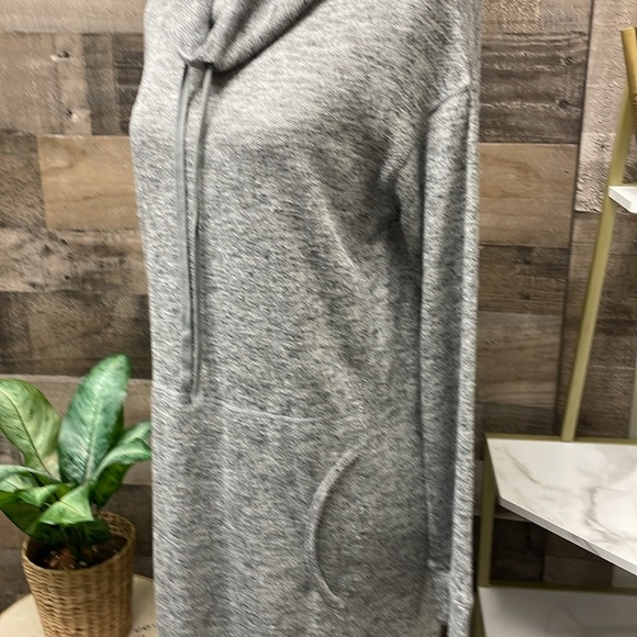 Max Studio Weekend Heather Gray Cowl Neck Sweater Dress Size Medium - Picture 2 of 9